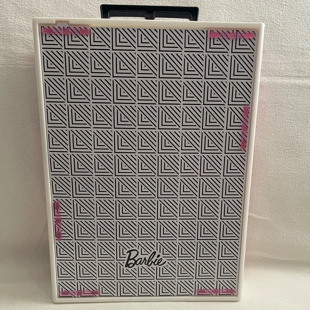 Barbie compact pink